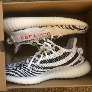 Yeezy Boost 350 V2 Zebra
